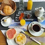 Gaestehaus Alpenkranz 3*