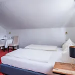 Gaestehaus Alpenkranz ベッド・アンド・ブレックファスト 3*
