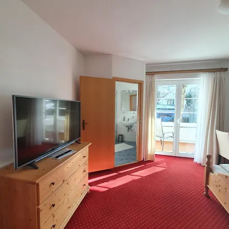 Gaestehaus Alpenkranz Couette-café 3*