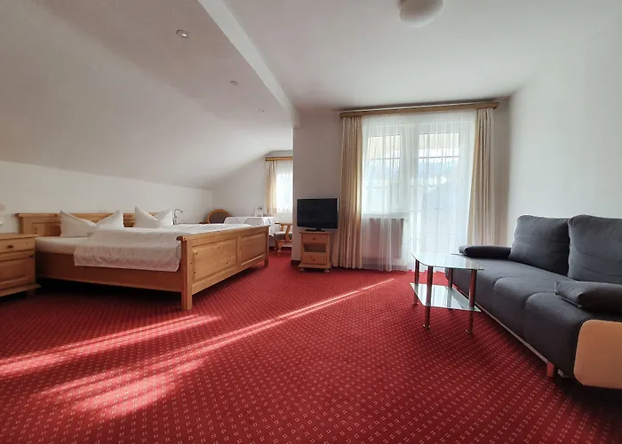 Bed and Breakfast Gaestehaus Alpenkranz Γκάρμις-Παρτενκίρχεν