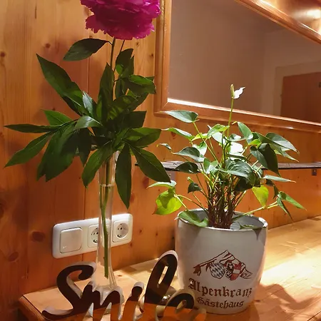 Gaestehaus Alpenkranz Oda ve Kahvaltı 3*