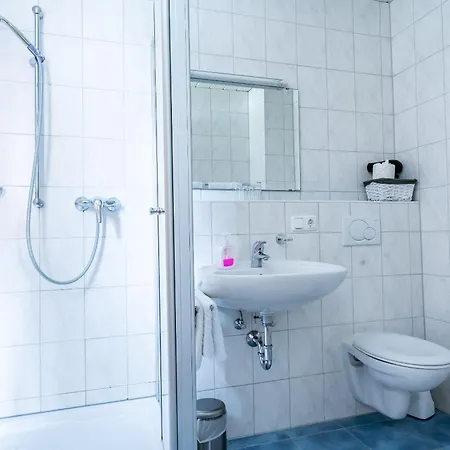 Gaestehaus Alpenkranz Oda ve Kahvaltı 3*