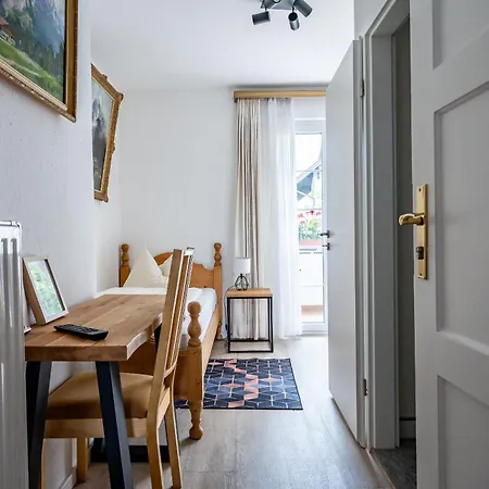 Gaestehaus Alpenkranz Готель типу 