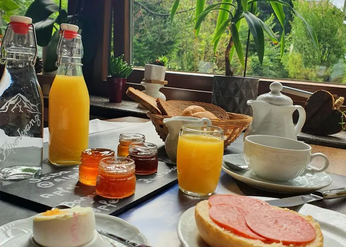 Bed & Breakfast Gaestehaus Alpenkranz