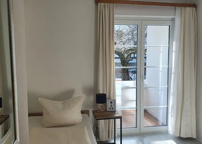 Gaestehaus Alpenkranz Bed & Breakfast