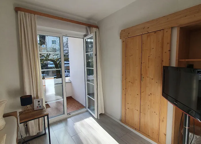 Gaestehaus Alpenkranz Oda ve Kahvaltı 3*