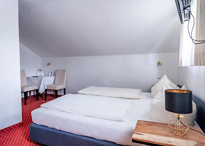 Gaestehaus Alpenkranz Bed & Breakfast 3*